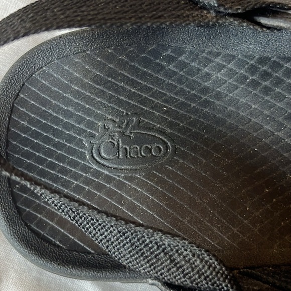 Chaco Lowdown Sandal in Black - Picture 10 of 11